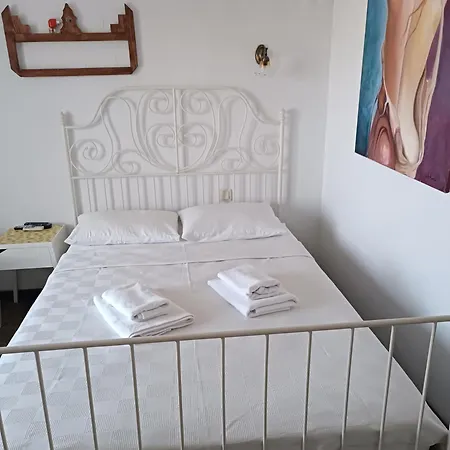 Parva Port Gazde/Camere de închiriat Alacati