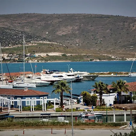 Gazde/Camere de închiriat Parva Port Alacati